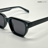 Classic Roamer Shades - Black / RB2452