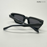 Classic Roamer Shades - Black / RB2452