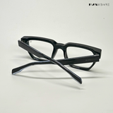 Classic Roamer Shades - Transparent Black / RB2456