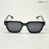 Classic Roamer Shades - Black / RB2452