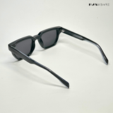 Classic Roamer Shades - Black / RB2452