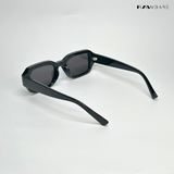 Allure - All Black Rectangle Sunglasses - RB2520