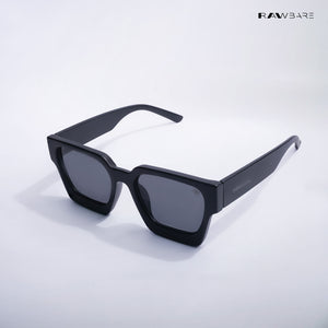 Boxy Bold - All Black Square Sunglasses - RB2527