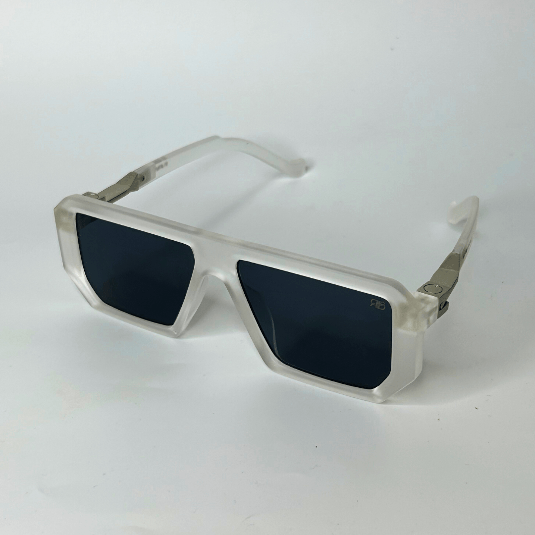 Oversized Retro Sunglasses - Clear / RB2315 - RawBare